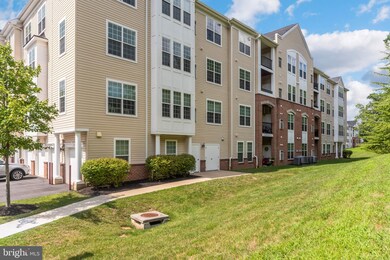 8611 Wintergreen Ct unit 202, Odenton, MD 21113 - photo 6