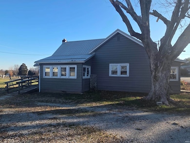 10778 County Road 1000 N, Odon, IN 47562 - photo 3