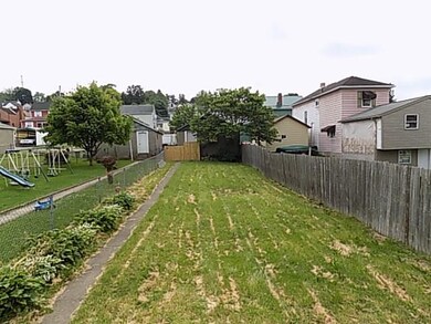 435 Longfellow St, Vandergrift, PA 15690 - photo 7