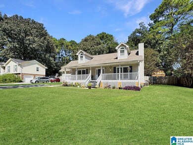 8483 Lanewood Cir, Leeds, AL 35094 - photo 5