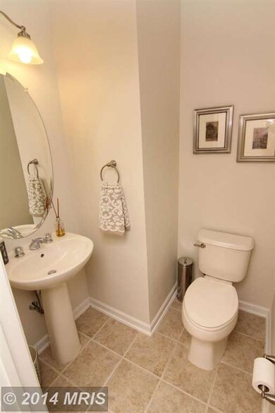 25067 Riding Center Dr, Chantilly, VA 20152 - photo 7