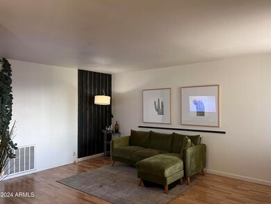 1702 W Tuckey Ln unit 218, Phoenix, AZ 85015 - photo 2