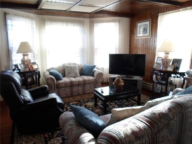 497 Pleasant St unit First Floor, Pawtucket, RI 02860 - photo 6