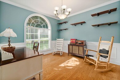 12-web-or-mls-40_EAGLE_LOOP-12
