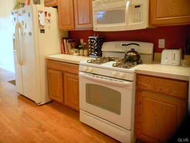 3608 Lenape Ln, Emmaus, PA 18049 - photo 2