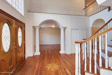 7 Iroquois Ct, Colts Neck, NJ 07722 - photo 2