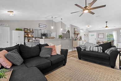 8263 N Triana Dr, Citrus Springs, FL 34434 - photo 4