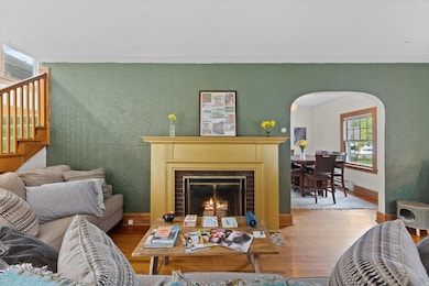 1110 N Ash St, Waukegan, IL 60085 - photo 3