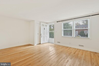 1552 Barrett Rd, Gwynn Oak, MD 21207 - photo 5