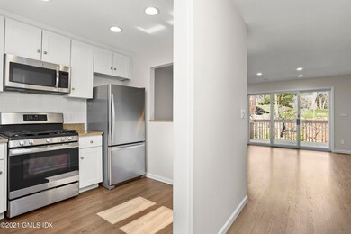 36 Decatur St unit 2, Cos Cob, CT 06807 - photo 5