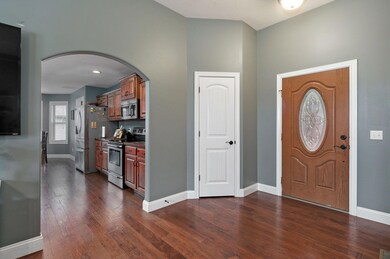 341 Meadowgate Dr-6