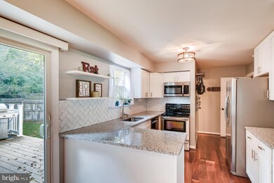 1063 Berkley Dr, Sykesville, MD 21784 - photo 6