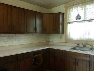Kitchen. Lots of counter work space. Large eat-in 