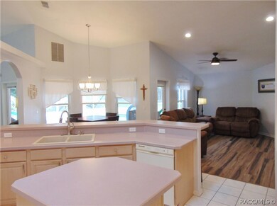 1460 E Ridgefield Dr, Hernando, FL 34442 - photo 6