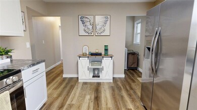 310 E Wright St, Sullivan, IL 61951 - photo 7