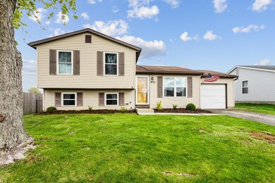 832 Cherry Bud Dr, Columbus, OH 43228 - photo 2