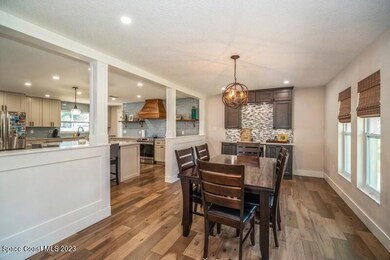 06_4658SFridayCir_2_DiningRoom_FlexMLS80