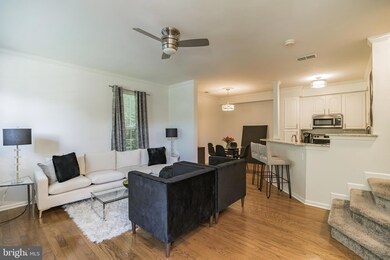 8320 Sanderling Way unit 40, Lorton, VA 22079 - photo 2