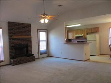 1505 NE 26th St, Moore, OK 73160 - photo 4