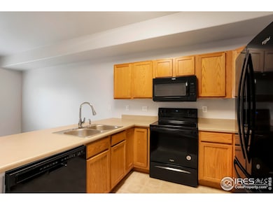 Kitchen with all your Appliances