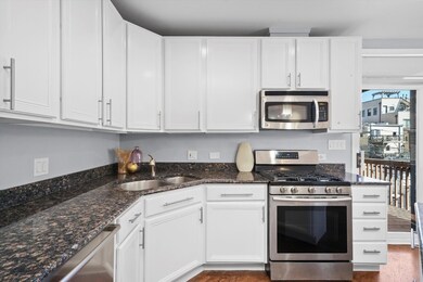 917 N Honore St unit 2S, Chicago, IL 60622 - photo 4