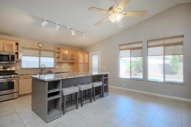 1312EBinnerDr007
