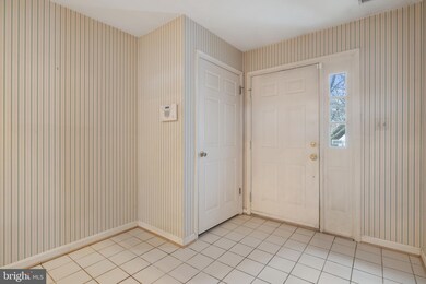 14034 Gullivers Trail, Bowie, MD 20720 - photo 3