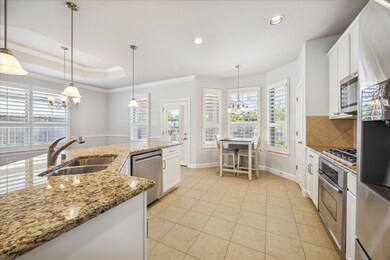 Plenty of room and storage space for easy kitchen living.