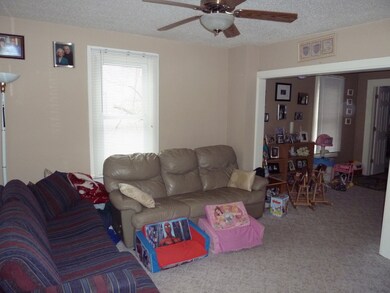Living Room, 2nd View<|><|>