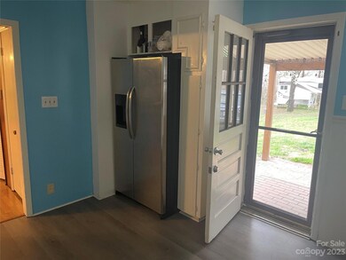 714 Springdale Rd, Statesville, NC 28677 - photo 6