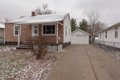 1696_laurel_ave_-9358