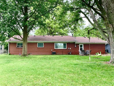 3612 N Linden St, Muncie, IN 47304 - photo 2