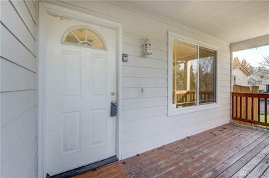 132 116th Place SE unit B, Everett, WA 98208 - photo 2