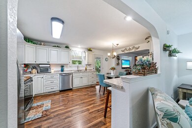 690 Dillon St, Crossville, TN 38555 - photo 6