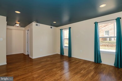 5147 Portsmouth Rd, Fairfax, VA 22032 - photo 5