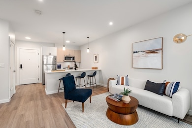 10 Somerset Ave unit 204, Winthrop, MA 02152 - photo 3