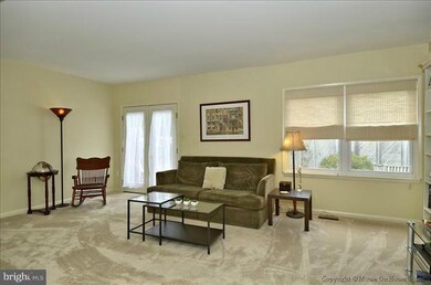 11567 Summer Oak Dr, Germantown, MD 20874 - photo 6