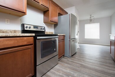 New Stove, New Flooring, fresh paint throughout.