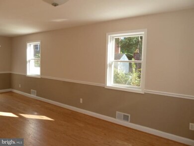 488 Burbank St SE, Washington, DC 20019 - photo 4
