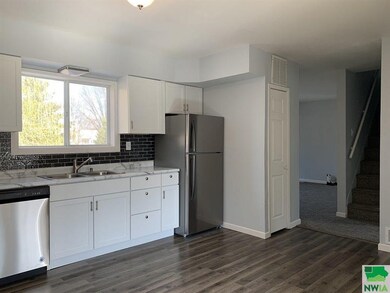 1212 2nd St, Onawa, IA 51040 - photo 4