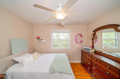 9322 Cloverwood Ln, Louisville, KY 40291 - photo 6