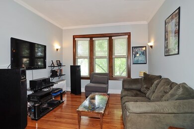 2223 W Ainslie St unit 3, Chicago, IL 60625 - photo 2