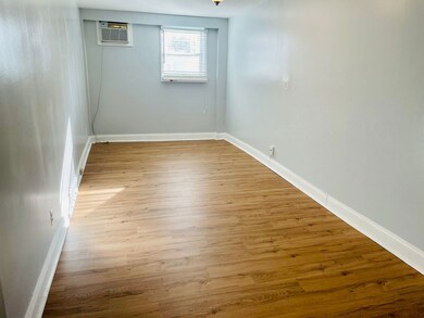 1617 W Superior St unit 1R, Chicago, IL 60622 - photo 4