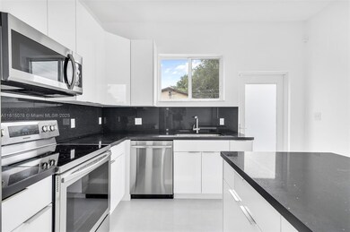 785 SW 7th Ave unit B, Hallandale Beach, FL 33009 - photo 6