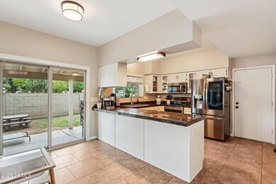 16-web-or-mls-N Brittany Ln-3005-016