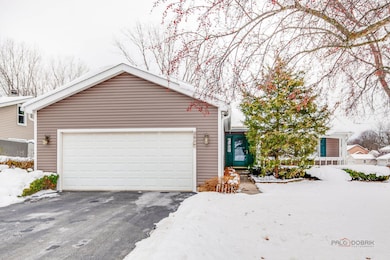 unlisted-address, Grayslake, IL 60030 - photo 2