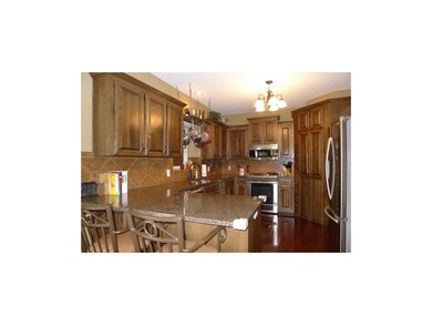 BEAUTIFUL KITCHEN, WITH GRANITE COUNTER-TOPS, UPGR