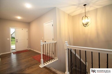 10425 S 110th St, Papillion, NE 68046 - photo 2