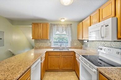 28 Gates Crossing, Leominster, MA 01453 - photo 6