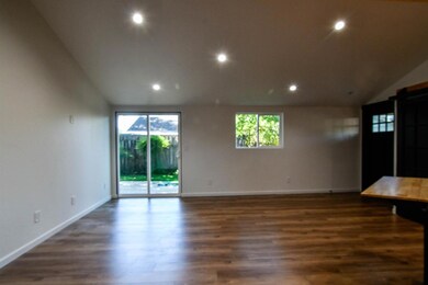 25 SW Grant St, Grants Pass, OR 97526 - photo 7